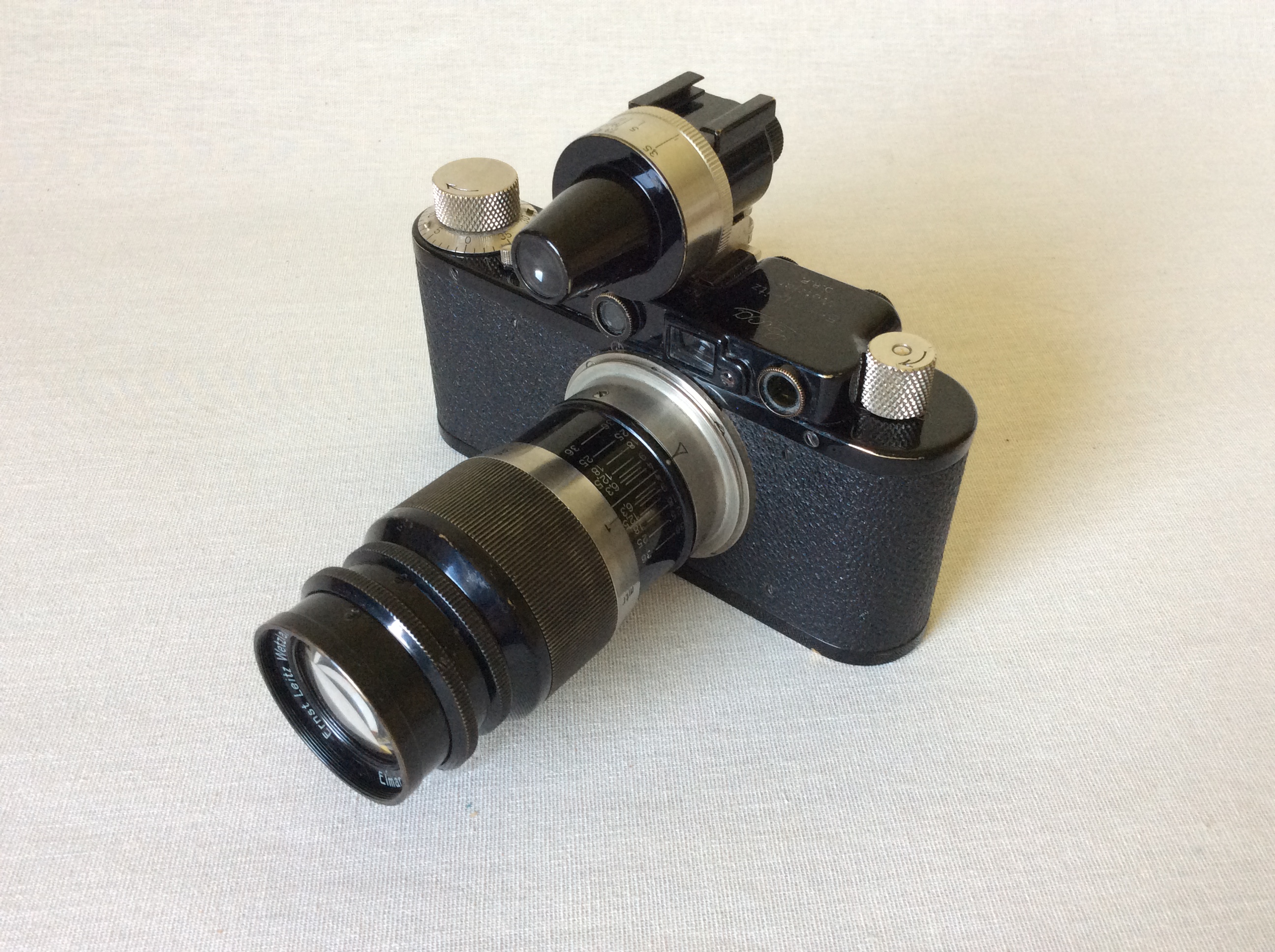 Miniature Masterpieces – Leica VISOR, VIDOM and VIOOH viewfinders
